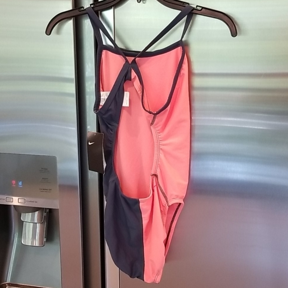 💕NIKE💕 Rift Racerback Cut Out One Piece Swimsuit - Picture 14 of 16